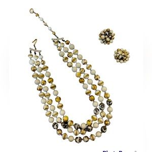 Vintage 50’s 60’s necklace and earring set